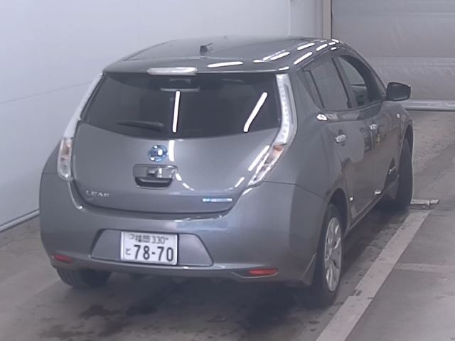 2016 NISSAN LEAF